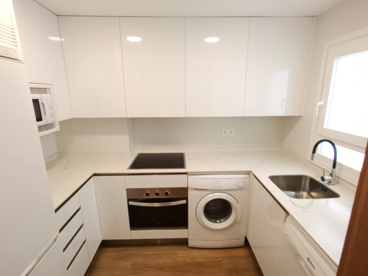 Cocina moderna reformada